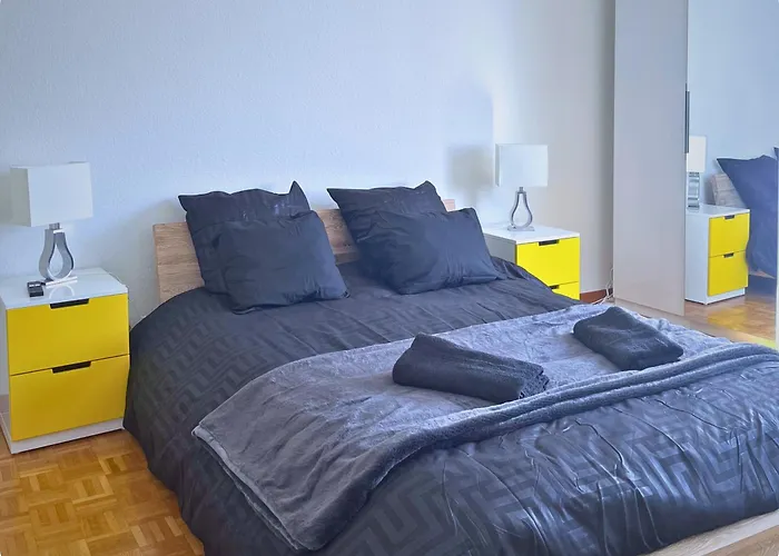 Flurinn - In - Self Check-in Appartement *